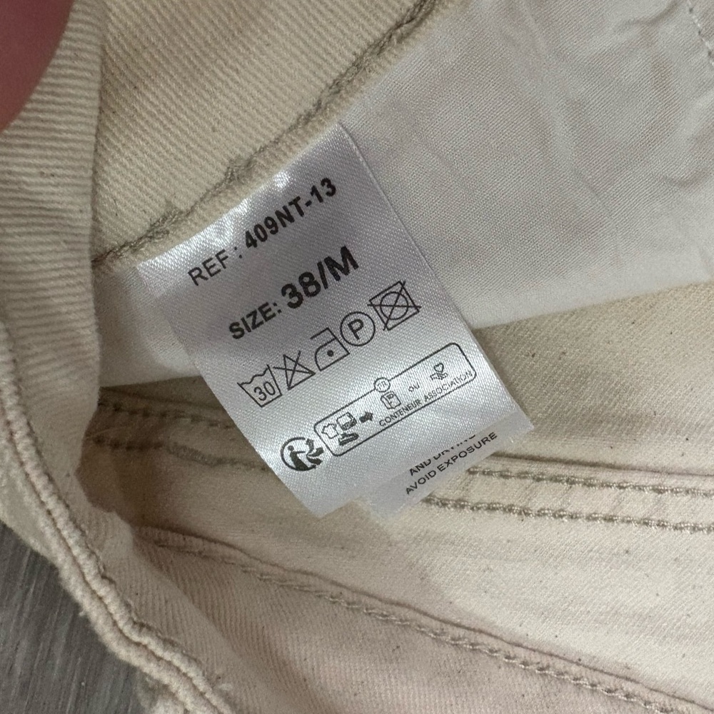 High Rise Cream Jeans - Picture 5 of 5